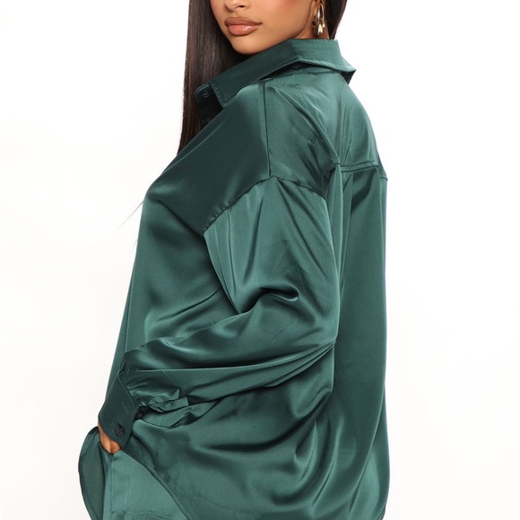 Emerald Green Satin Button-Down Blouse | Fashion Nova | SMALL - Picture 3 of 7